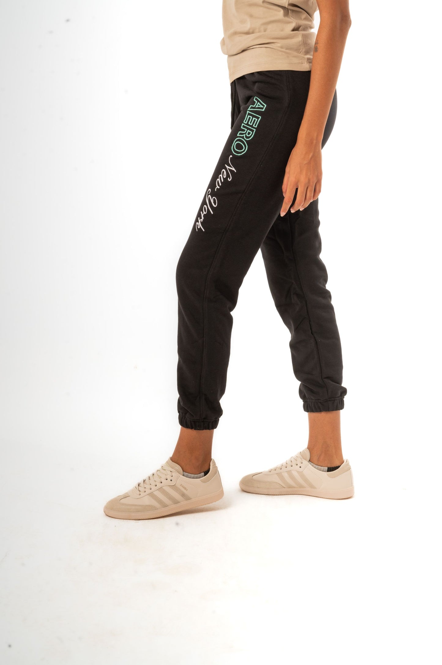 AERO NEW YORK CINCHED SWEATPANTS-BLACK