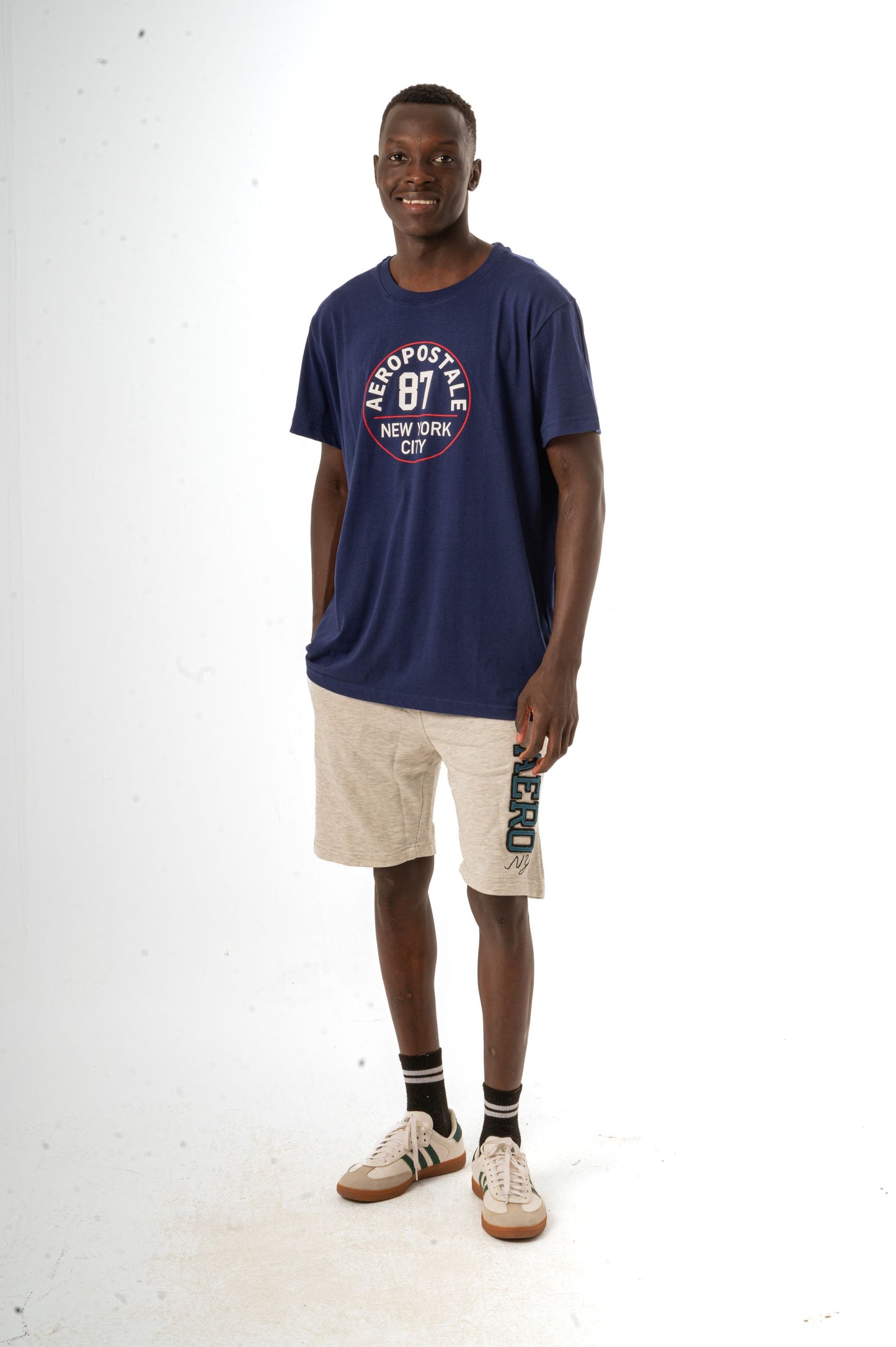 AEROPOSTALE 87 CIRCLE PRINT GRAPHIC TEE-NAVY