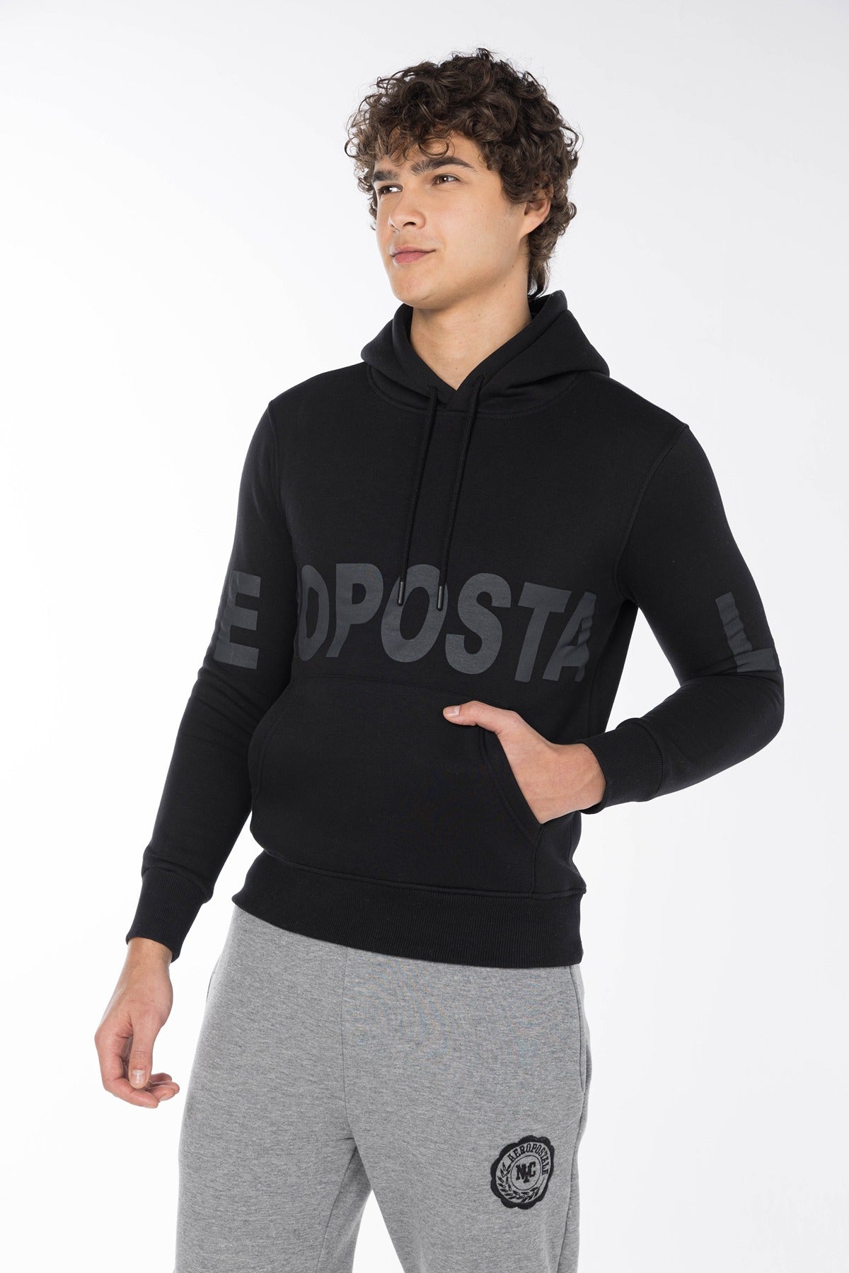 AEROPOSTALE HOODIE-BLACK