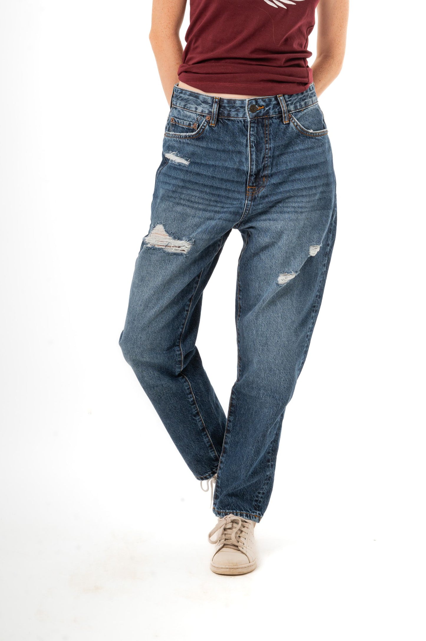 HIGH-RISE MOM JEANS-MEDIUM WASH