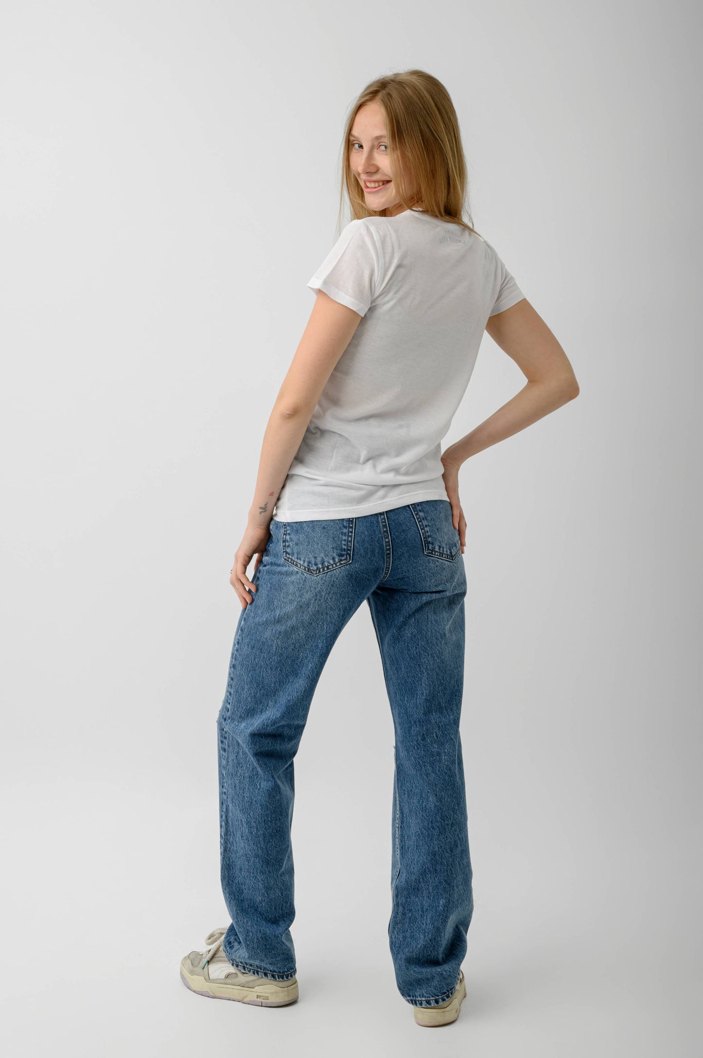 HIGH-RISE BAGGY JEANS-DK WASH