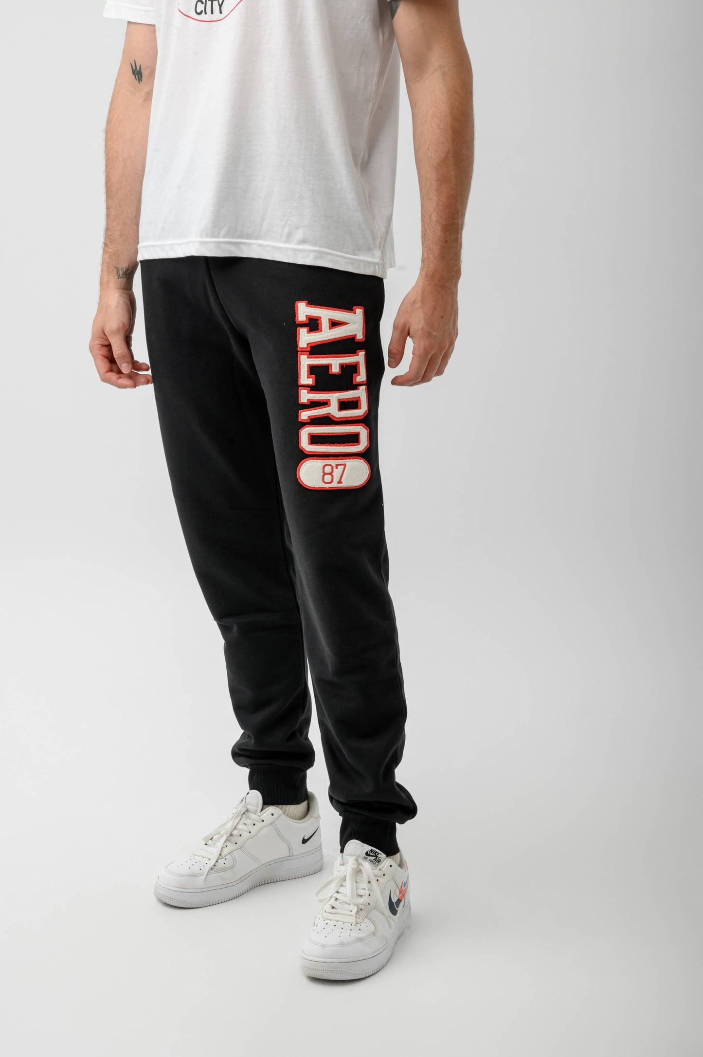 AERO 87 HERITAGE JOGGER SWEATPANTS-BLACK